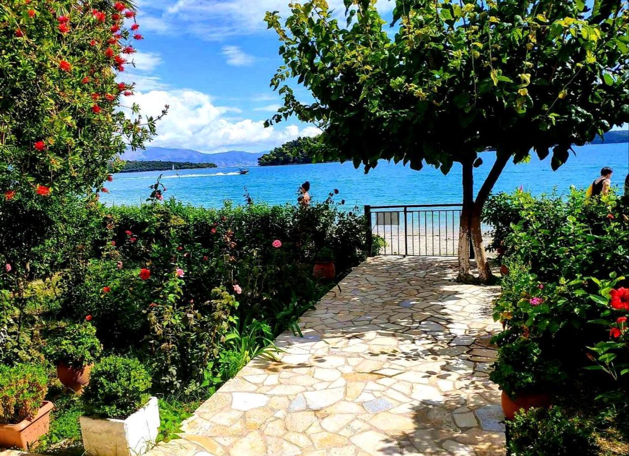 Daglas Beach House Nydri  Exterior foto