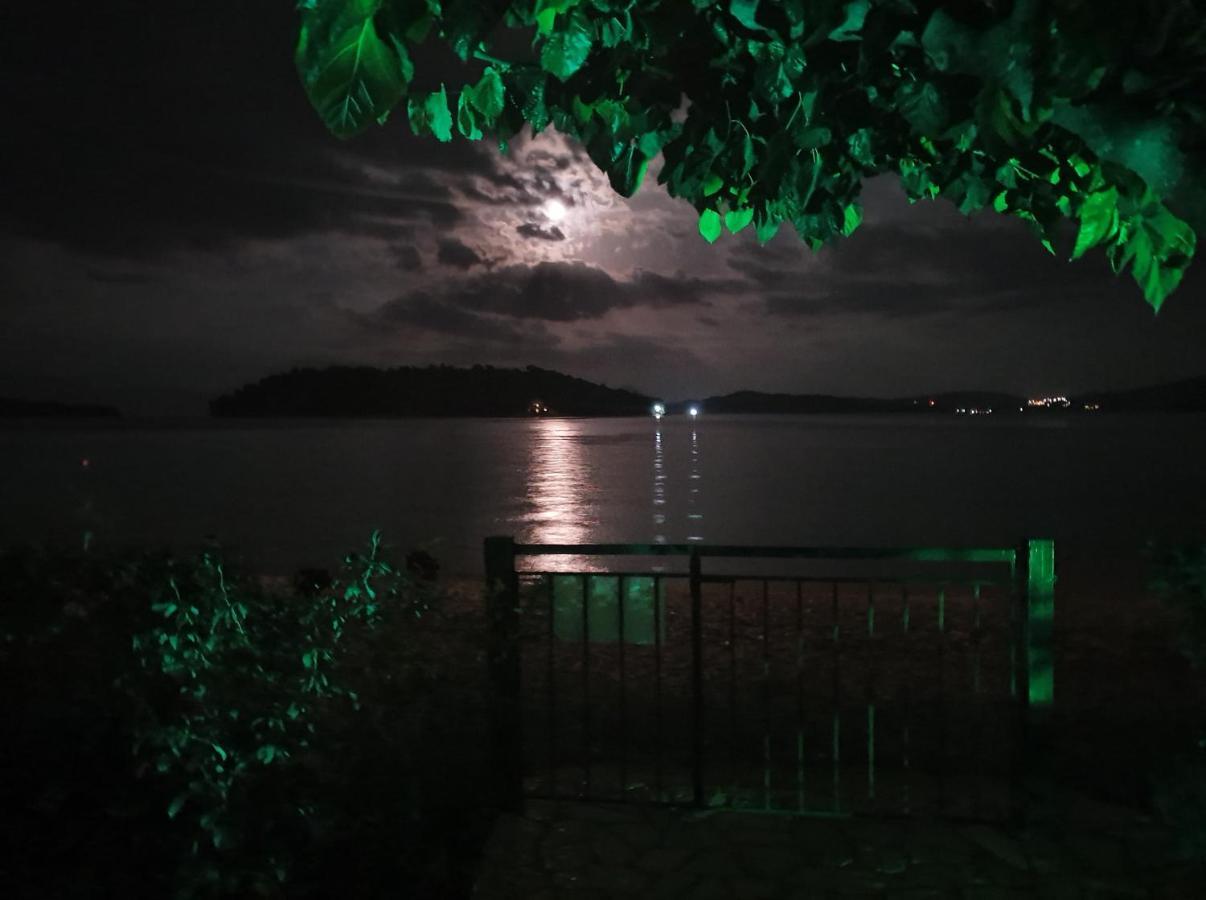 Daglas Beach House Nydri  Exterior foto