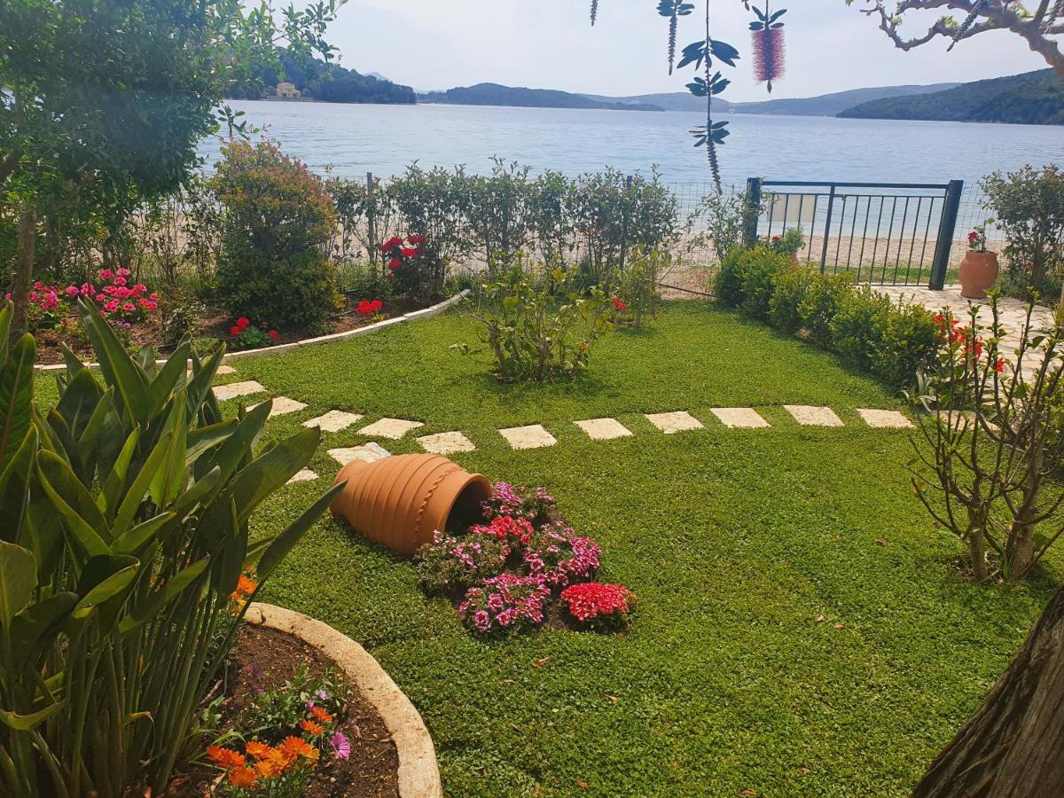 Daglas Beach House Nydri  Exterior foto